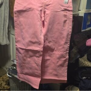 GAP Light Pink Cropped Jeans